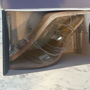 Fashion Nova Nude heels size 11W